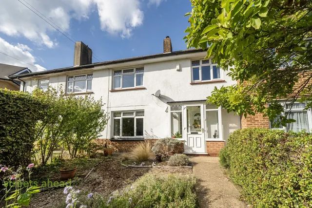 3 bedroom house, Richland Avenue, Coulsdon, CR5