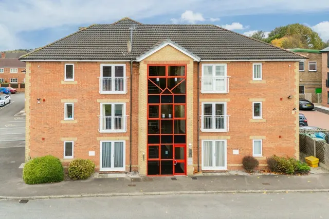 Lagentium Plaza, Castleford, photo 1