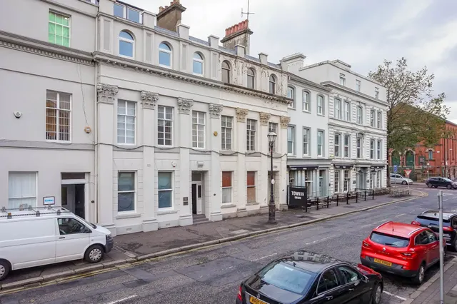 Lower Crescent, Belfast, BT7, photo 1