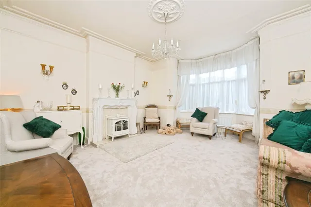 Mostyn Avenue, Llandudno, LL30, photo 2