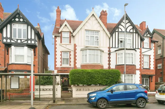 Mostyn Avenue, Llandudno, LL30, photo 1