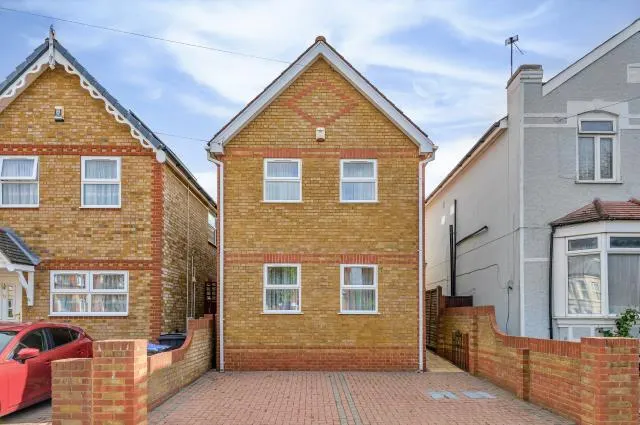 Worthington Road, Surbiton, KT6, photo 1