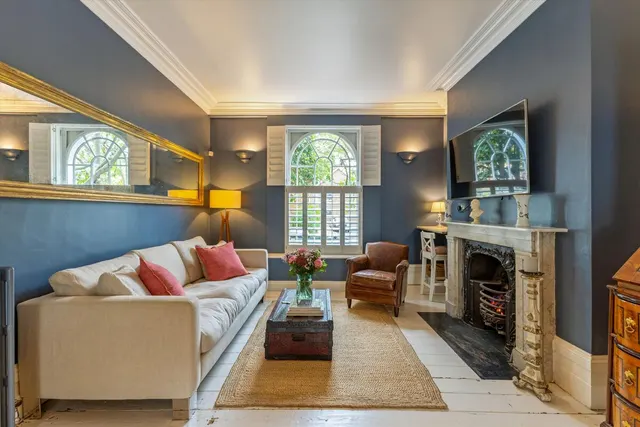 Clapham Manor Street, London, SW4, photo 2