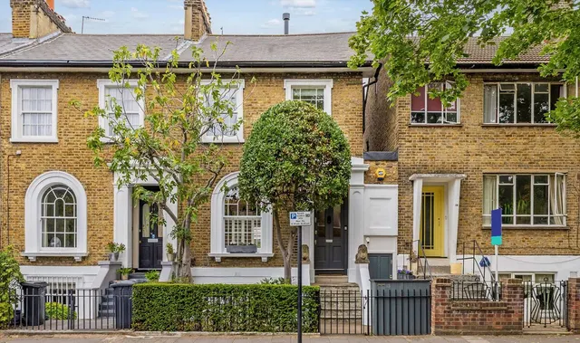 Clapham Manor Street, London, SW4, photo 1