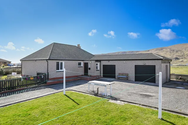Photo 2 — Burnsbrake, Cunningsburgh, Shetland, ZE2 9HF