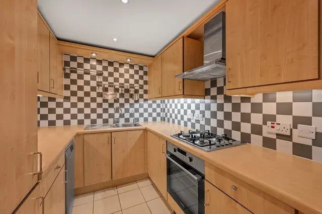 Schooner Close, London, E14, photo 3