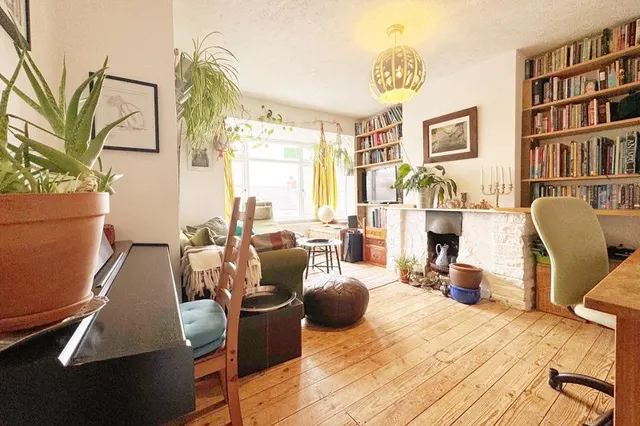 Photo 2 — Stanmer Park Road, Brighton BN1 7JL