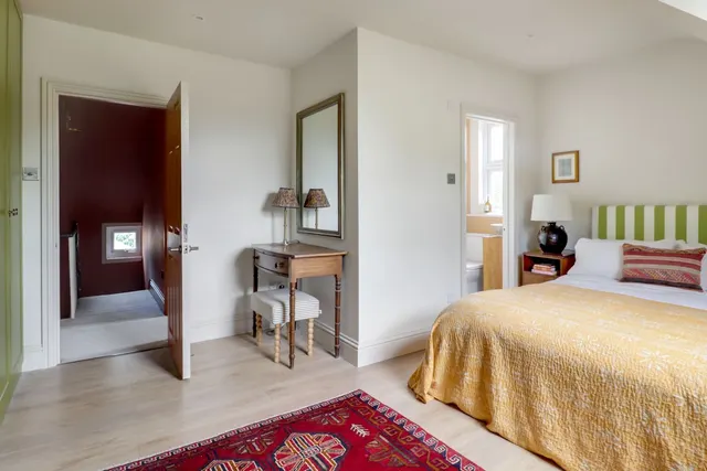 3 bedroom flat, College Road, Bromley, BR1