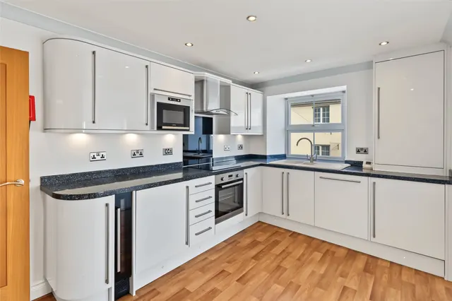 Victoria Street, Combe Martin, EX34, photo 3