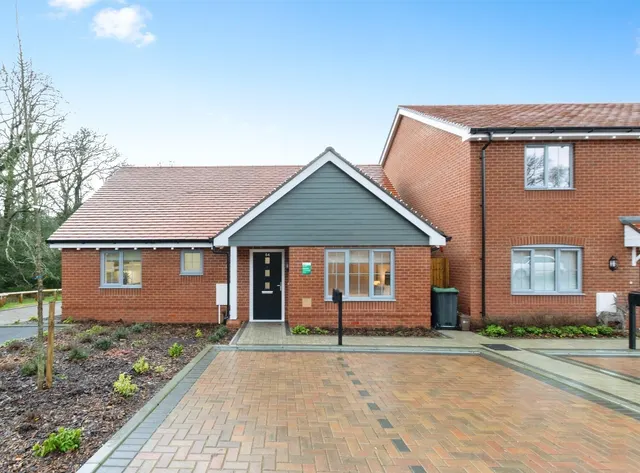 Edmondsham Road, Fordingbridge, BH31, photo 1