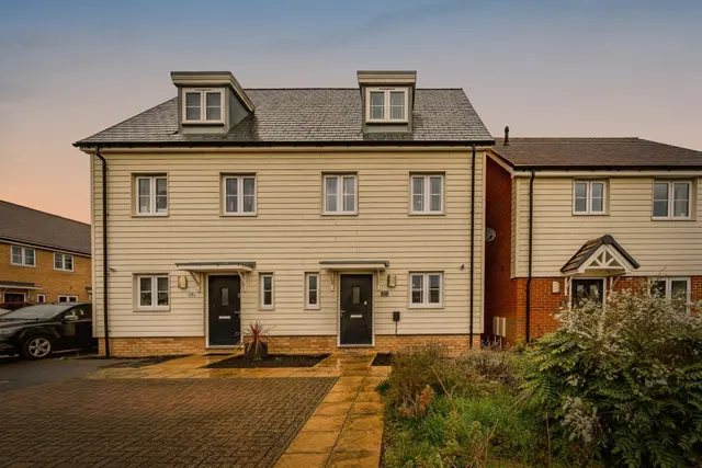Pippin Road, AYLESBURY, photo 1