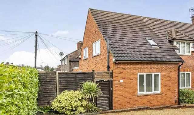 Dorking Road, Epsom, KT18, photo 1
