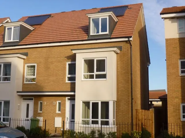 Warwick Avenue, Broughton, Milton Keynes, Milton Keynes, MK10 7AZ, photo 1