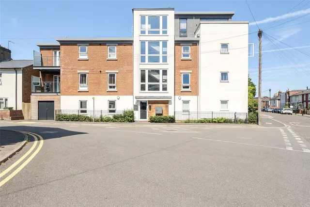 Photo 3 — Belgrave Road, Tunbridge Wells, TN1 2FP