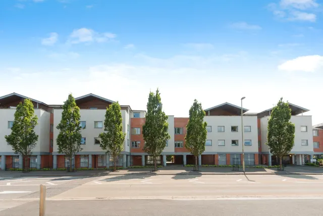 New Road, Basingstoke, RG21, photo 1