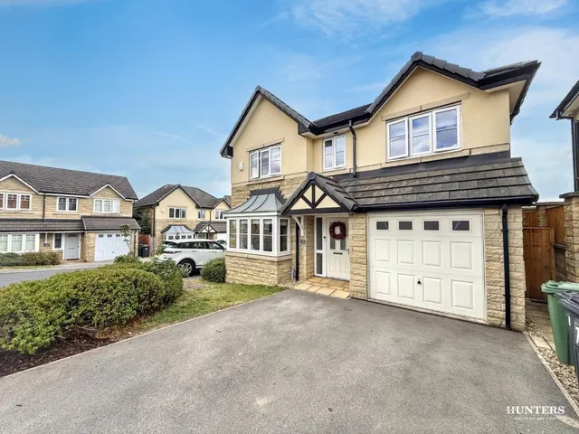 White Lee Gardens, Batley, WF17, photo 1