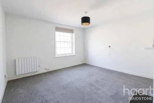 Wyatt Street, Maidstone, ME14, photo 2