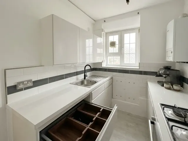 Falmouth Road, London, SE1, photo 3
