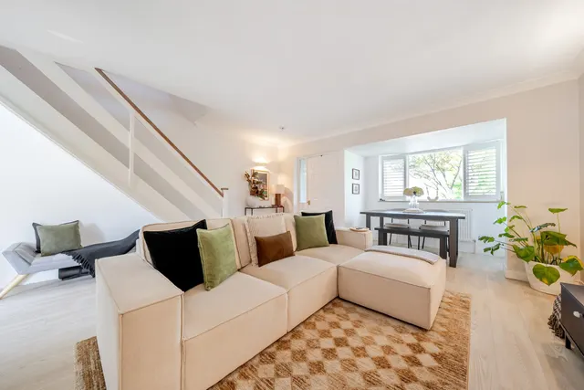 Photo 2 — Langford Place, DA14