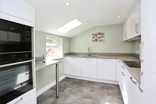 Heaton Moor Road, Heaton Moor, SK4, photo 3