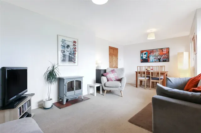 Photo 3 — Abercromby Place, Calderwood, East Kilbride, South Lanarkshire, G74