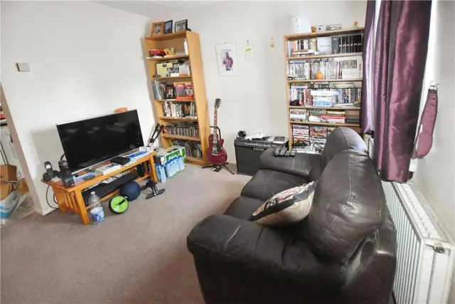 Pilkingtons, Harlow, CM17, photo 2