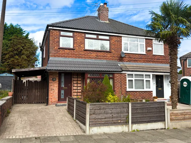 Kingsley Street, Elton, Bury BL8 2RF, photo 1