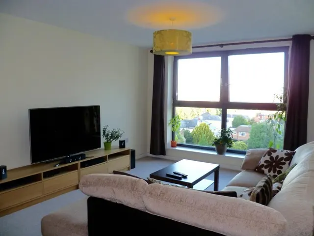 11-14 St. Albans Road, Watford, photo 1