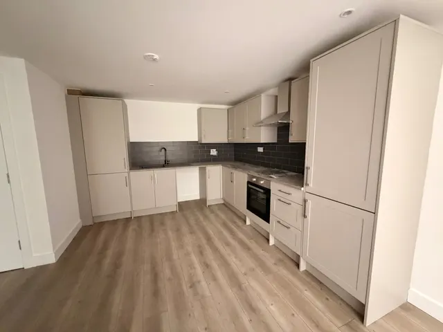 Westgate, Rotherham, S60, photo 2