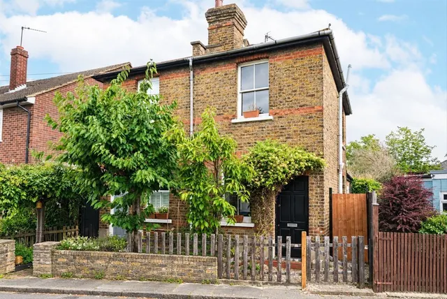 Talbot Road, TW2, photo 1