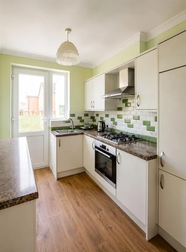 Birchen Grove, London, NW9, photo 3