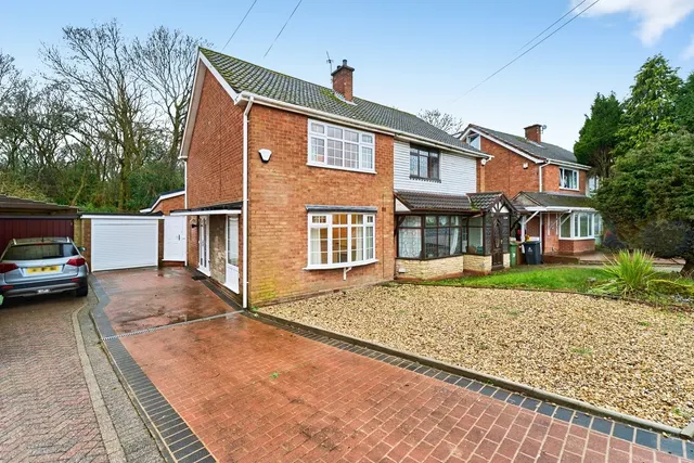 Woodside Way, Willenhall, West Midlands, WV12, photo 1