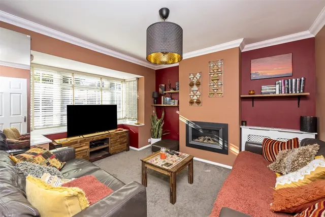 Photo 2 — Nutley Crescent, Goring-By-Sea, Worthing
