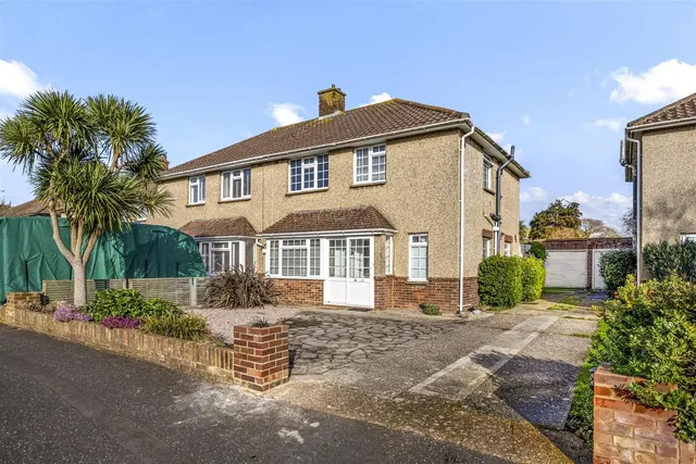 Nutley Crescent, Goring-By-Sea, Worthing, photo 1