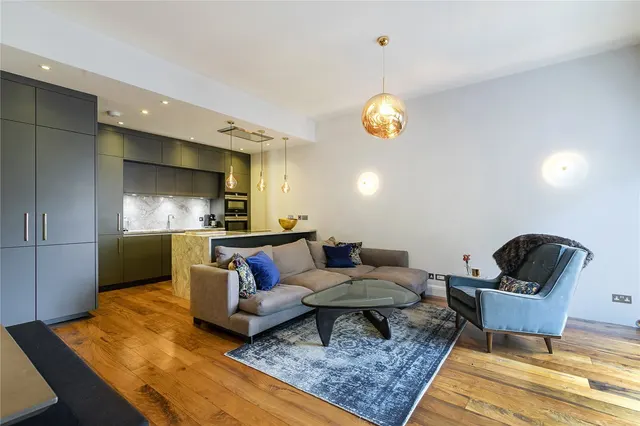 Herbal Hill, London, EC1R, photo 2