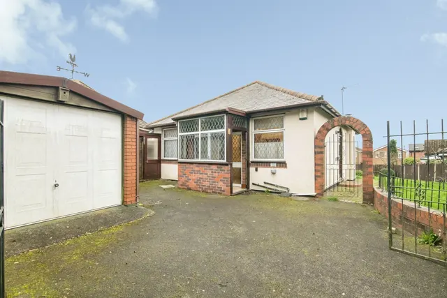 Knottsall Lane, Oldbury, photo 1