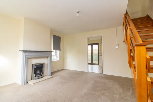 Photo 3 — Fern Close, Thurnby, Leicester, Leicester, LE7 9QJ