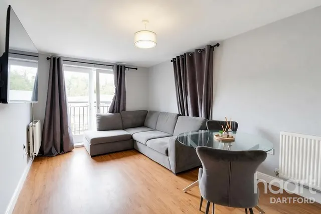Esparto Way, Dartford, DA4, photo 1