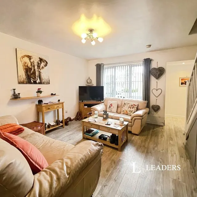 Larkspur Drive, Evesham, WR11, photo 2