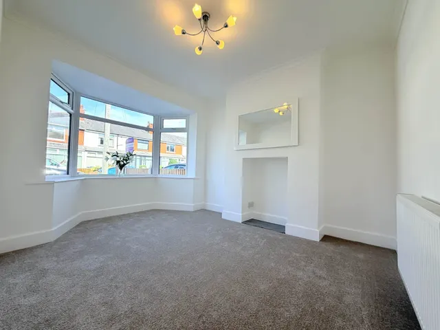 Photo 2 — Henson Avenue, Blackpool, FY4 3LZ