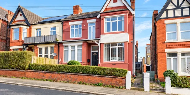 5 bedroom house, Radnor Drive, Wallasey, CH45