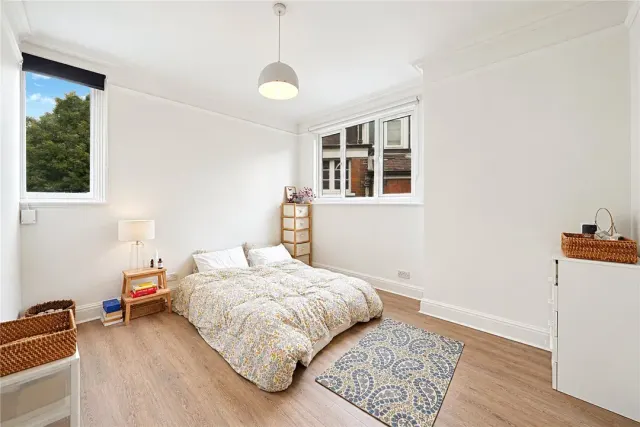 Photo 3 — Dartmouth Road, Mapesbury Conservation, London, NW2