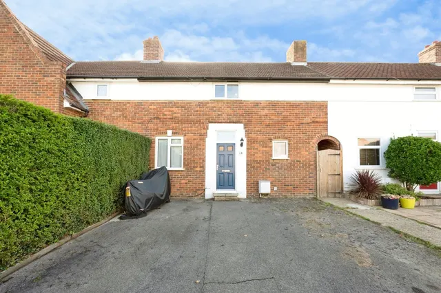 Rowden Road, Epsom, KT19, photo 1