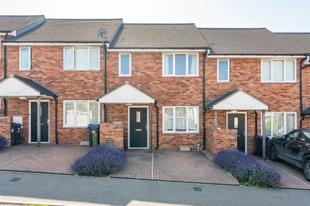 Harrow Cottages King George Road, Ware, SG12 7DR, photo 1