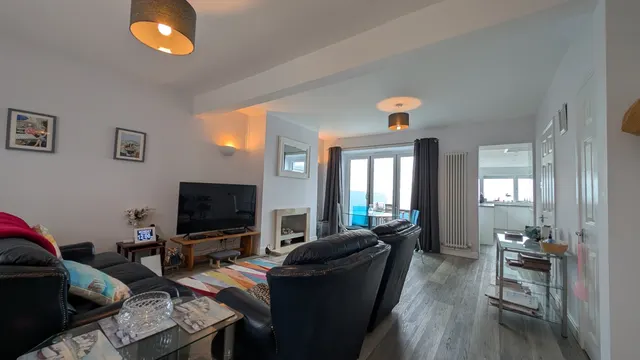 Sandgate High Street, Sandgate, CT20, photo 3