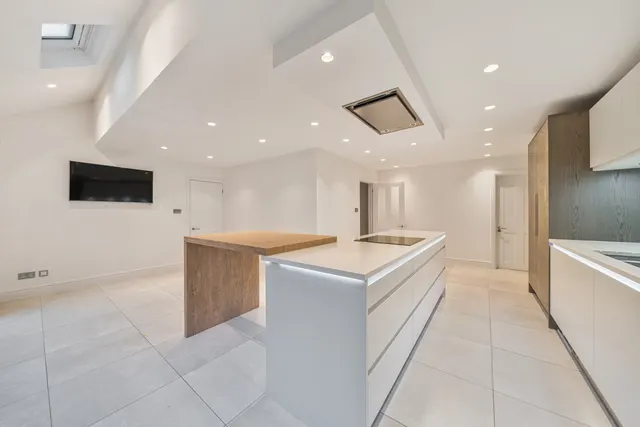 Davema Close, Chislehurst, BR7, photo 2