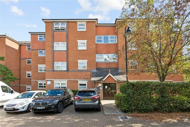 Elderfield Place, London, SW17, photo 2