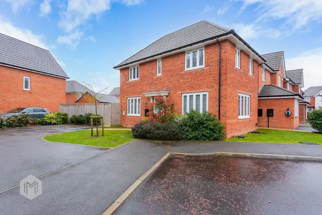 Thompson Farm Meadow, Lowton, Warrington, WA3 2UJ, photo 1