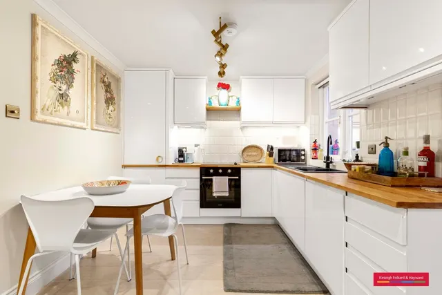 Photo 3 — Brompton Park Crescent, Fulham, London, SW6