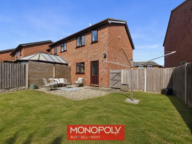 Caer Felin, Llanrhaeadr, LL16, photo 2